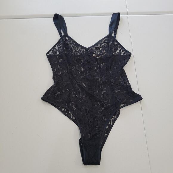 Vtg Victoria's Secret Bodysuit Womens Small Black Lace Sheer Whimsigoth Goth - Picture 1 of 13